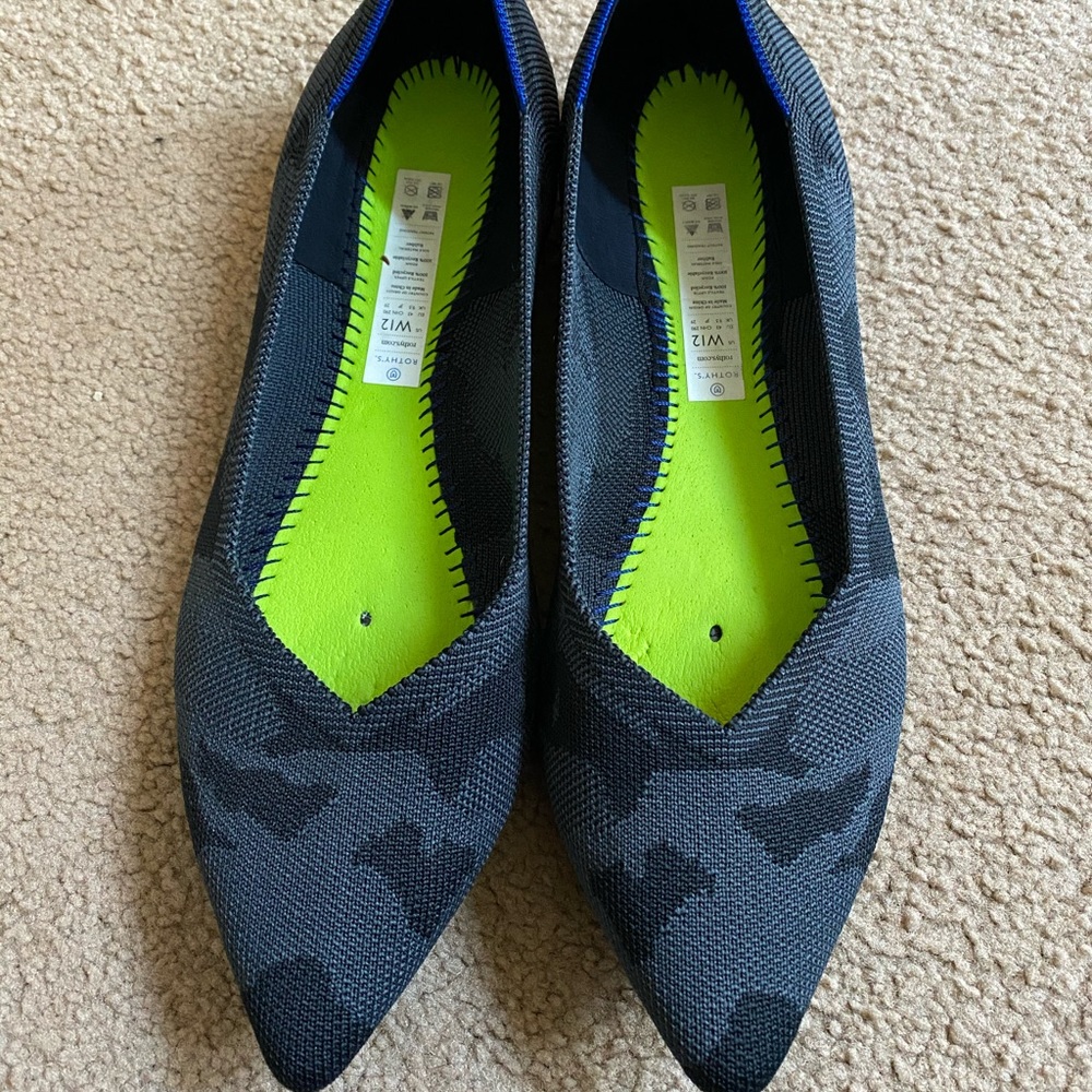 Rothy’s charcoal camo points size 12 GUC